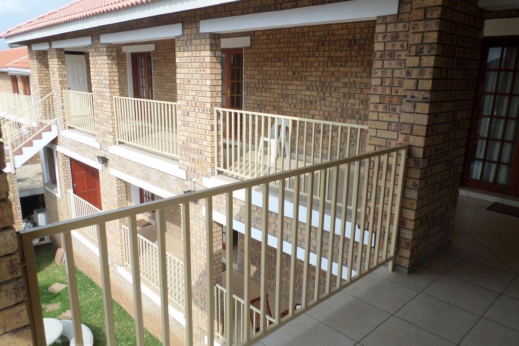 Country Link Guest Lodge Komatipoort Zewnętrze zdjęcie